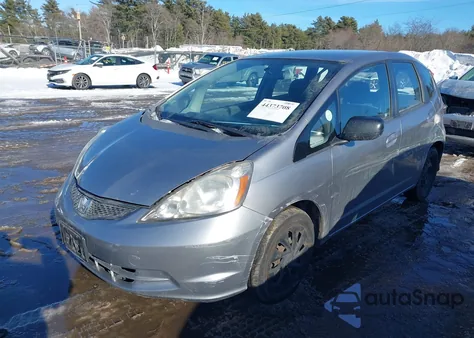 2010 Honda Fit z USA, uszkodzony, nr VIN JHMGE8H21AS017530